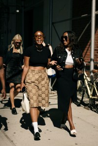 Street style at New York Fashion Week Spring 2023