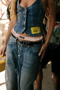Street style at New York Fashion Week Spring 2023