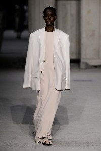 Tod's RTW Spring 2023
