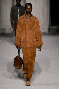 Tod's RTW Spring 2023