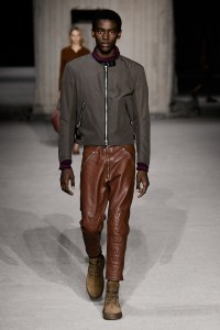 Tod's RTW Spring 2023