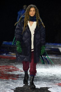 Tommy Hilfiger RTW Fall 2022