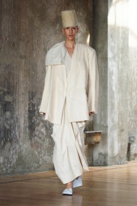 Uma Wang RTW Spring 2023