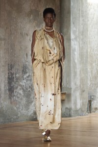 Uma Wang RTW Spring 2023