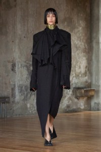 Uma Wang RTW Spring 2023