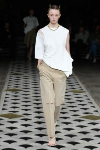 Undercover RTW Spring 2023