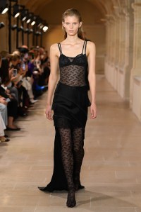 Victoria Beckham RTW Spring 2023