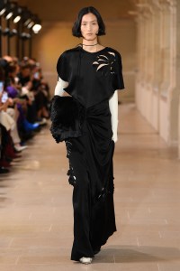 Victoria Beckham RTW Spring 2023