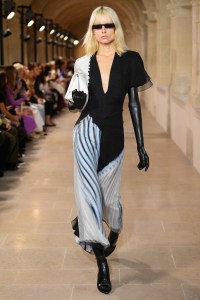 Victoria Beckham RTW Spring 2023