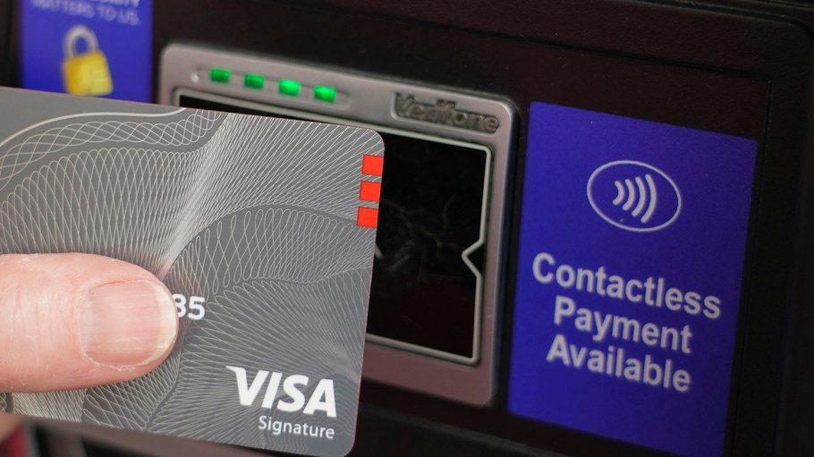 The National Retail Federation (NRF) has thrown its support behind legislation introduced by the U.S. House of Representatives that is designed to cull “swipe fees” that increase prices for consumers when paying with a credit card.