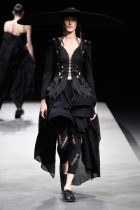 Yohji Yamamoto RTW Spring 2023