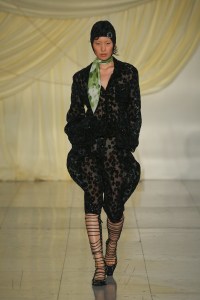 Runway at Yuhan Wang RTW Spring 2023 on September 18, 2022 in London