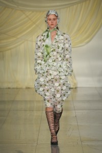 Runway at Yuhan Wang RTW Spring 2023 on September 18, 2022 in London