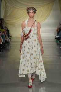 Runway at Yuhan Wang RTW Spring 2023 on September 18, 2022 in London