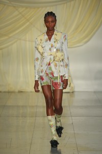 Runway at Yuhan Wang RTW Spring 2023 on September 18, 2022 in London