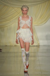 Runway at Yuhan Wang RTW Spring 2023 on September 18, 2022 in London