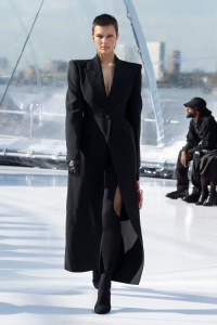 Alexander McQueen RTW Spring 2023