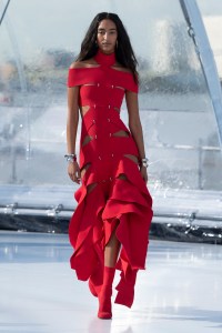 Alexander McQueen RTW Spring 2023
