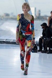 Alexander McQueen RTW Spring 2023