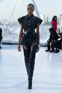 Alexander McQueen RTW Spring 2023
