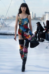 Alexander McQueen RTW Spring 2023