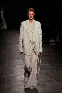 Ann Demeulemeester, Runway, Paris RTW SS 2023, photographed in Paris onOctober 1st 2022