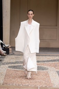 Calcaterra RTW Spring 2023