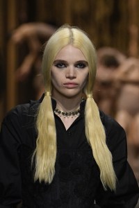 Christian Dior RTW Spring 2023