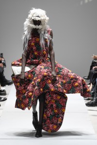 Comme Des Garcons RTW Spring 2023