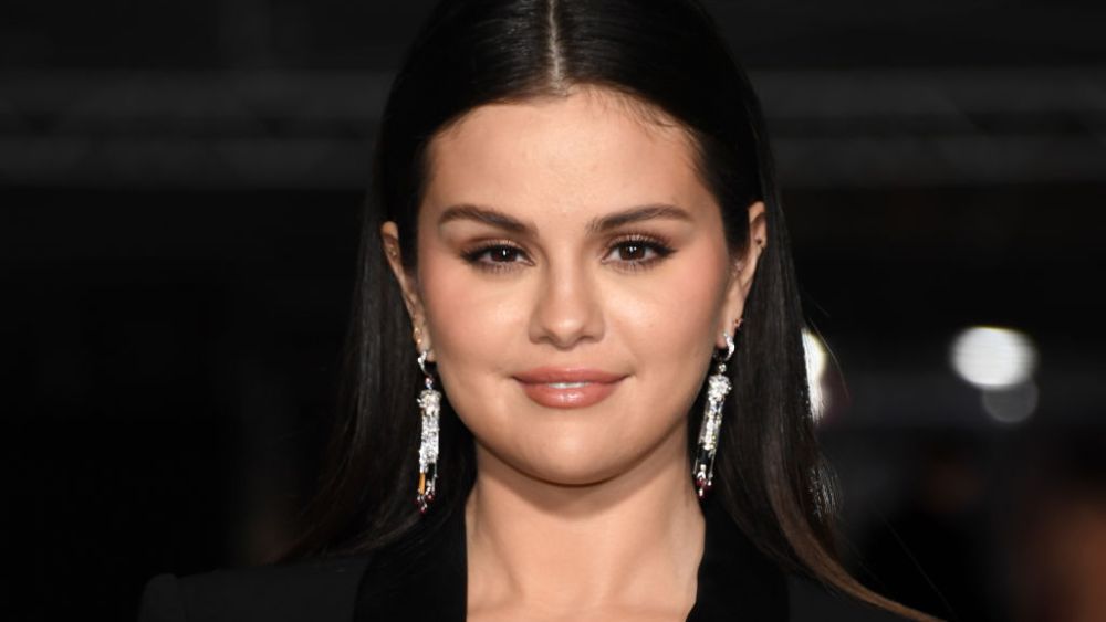 LOS ANGELES, CALIFORNIA - OCTOBER 15: Selena Gomez wears giorgio armani tuxedo and attends 2nd Annual Academy Museum Gala at Academy Museum of Motion Pictures on October 15, 2022 in Los Angeles, California. (Photo by Jon Kopaloff/Getty Images)