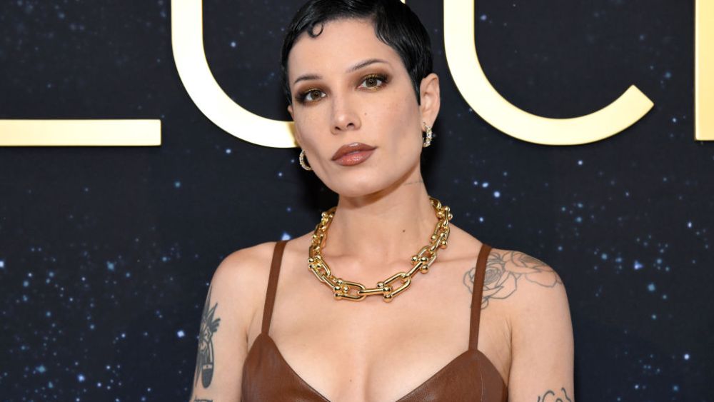 LOS ANGELES, CALIFORNIA - OCTOBER 26: Halsey attends as Tiffany & Co. celebrates the launch of the Lock Collection at Sunset Tower Hotel on October 26, 2022 in Los Angeles, California. (Photo by Jon Kopaloff/Getty Images for Tiffany & Co.)