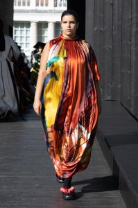 Serpentine Gallery, London, 11th October 2022. Roksanda presents her Spring Summer 2023 designs as part of London Fashion Week.©Chris Yates/ Chris Yates Media
