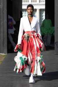Serpentine Gallery, London, 11th October 2022. Roksanda presents her Spring Summer 2023 designs as part of London Fashion Week.©Chris Yates/ Chris Yates Media
