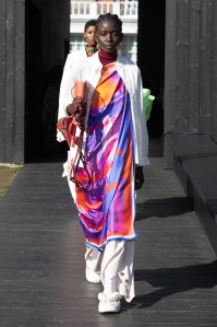 Serpentine Gallery, London, 11th October 2022. Roksanda presents her Spring Summer 2023 designs as part of London Fashion Week.©Chris Yates/ Chris Yates Media