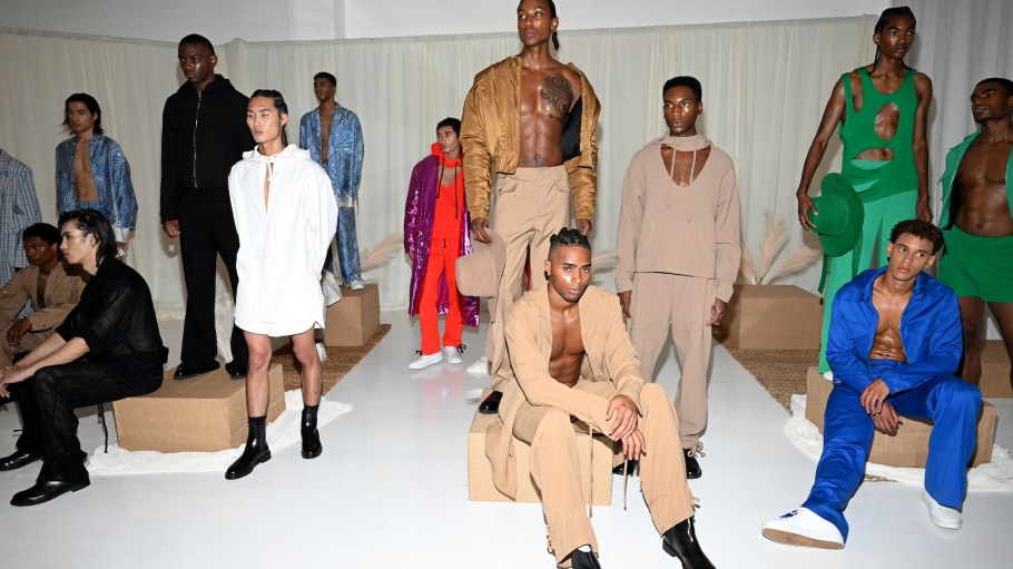 There’s more to men’s fashion than “business bros” and their puffer or fleece vests. 