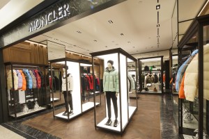Moncler store