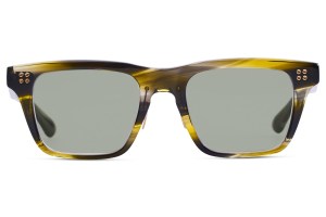 Thavos from Dita.