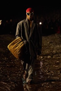 Balenciaga RTW Spring 2023