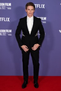 LONDON, ENGLAND - OCTOBER 10: Eddie Redmayne attends "The Good Nurse" UK Premiere during the 66th BFI London Film Festival at the Southbank Centre on October 10, 2022 in London, England. (Photo by Jeff Spicer/Getty Images for BFI)
