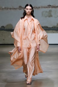 Christian Wijnants RTW Spring 2023
