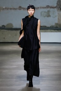 Christian Wijnants RTW Spring 2023