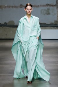 Christian Wijnants RTW Spring 2023