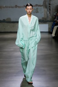 Christian Wijnants RTW Spring 2023