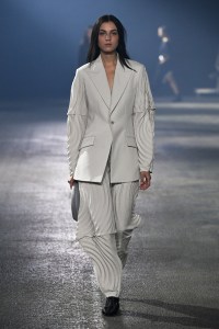 Issey Miyake RTW Spring 2023