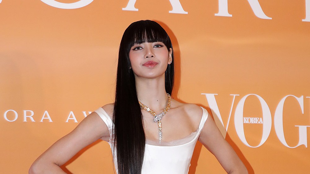 SEOUL, SOUTH KOREA - OCTOBER 18: Lisa aka Lalisa Manoban of girl group BLACKPINK attends the 'BULGARI' Aurora Awards on October 18, 2022 in Seoul, South Korea. (Photo by Han Myung-Gu/WireImage)
