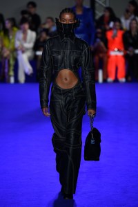 Off-White RTW Spring 2023