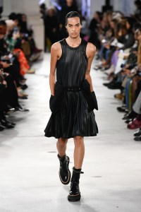 Sacai RTW Spring 2023