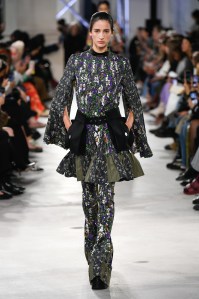 Sacai RTW Spring 2023