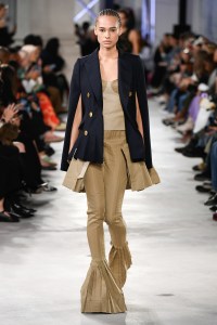 Sacai RTW Spring 2023