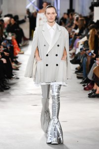 Sacai RTW Spring 2023